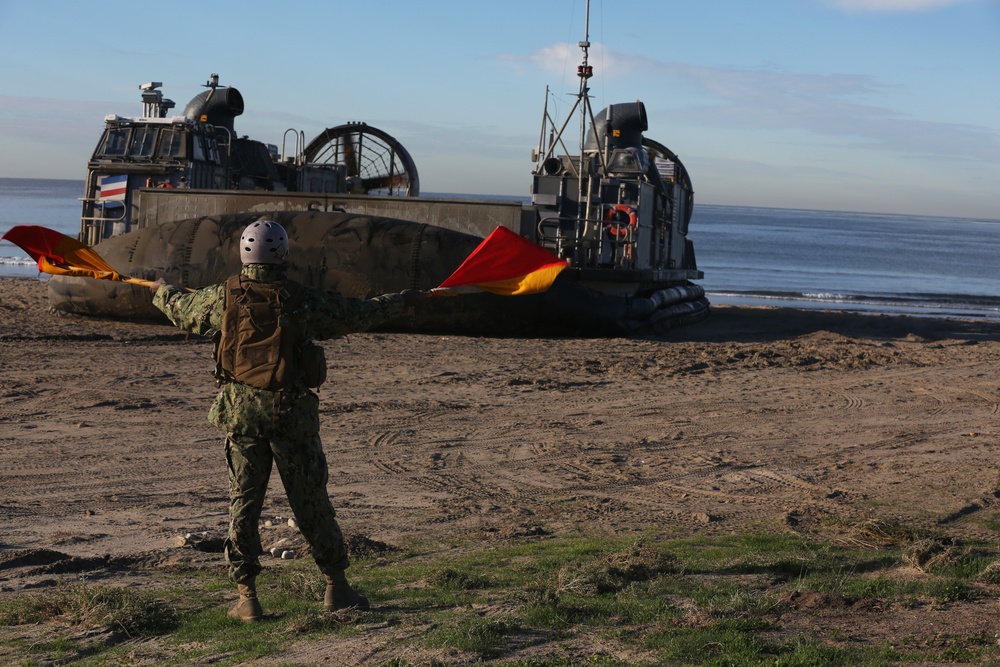Amphibious Exercise Steel Knight