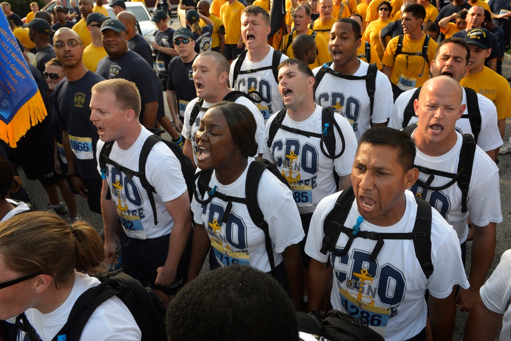 PCU Gerald R. Ford Chief petty officer selectees 'Run with the Chiefs'
