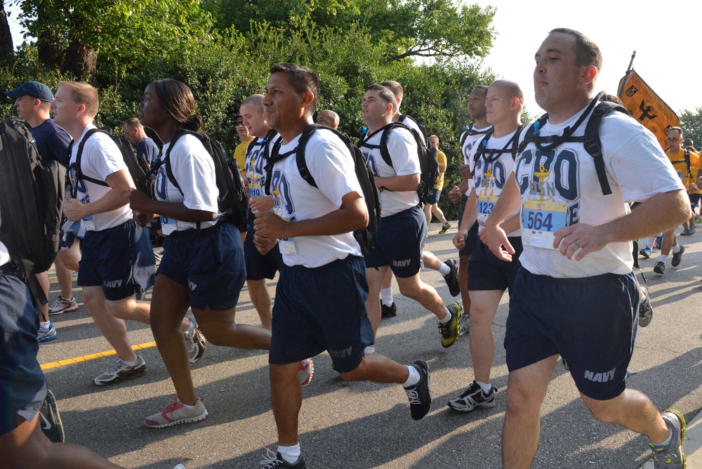 PCU Gerald R. Ford Chief petty officer selectees 'Run with the Chiefs'
