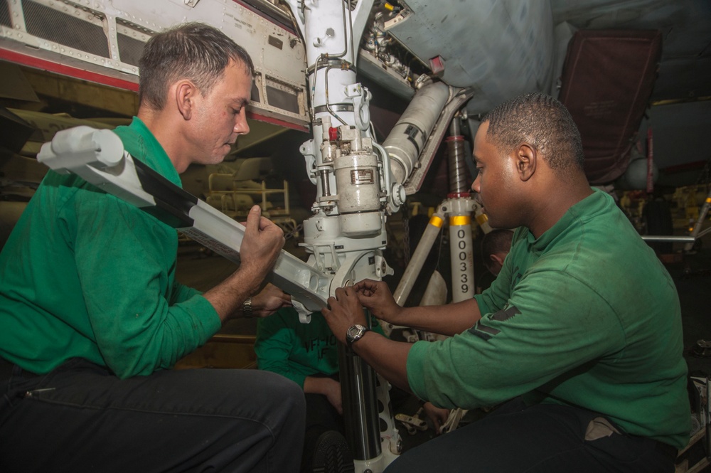 Installing new nose landing gear