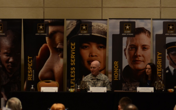 Facebook likes Army program