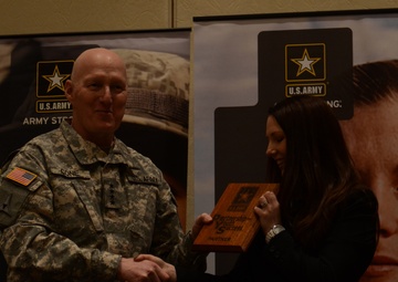 Facebook partners with the Army