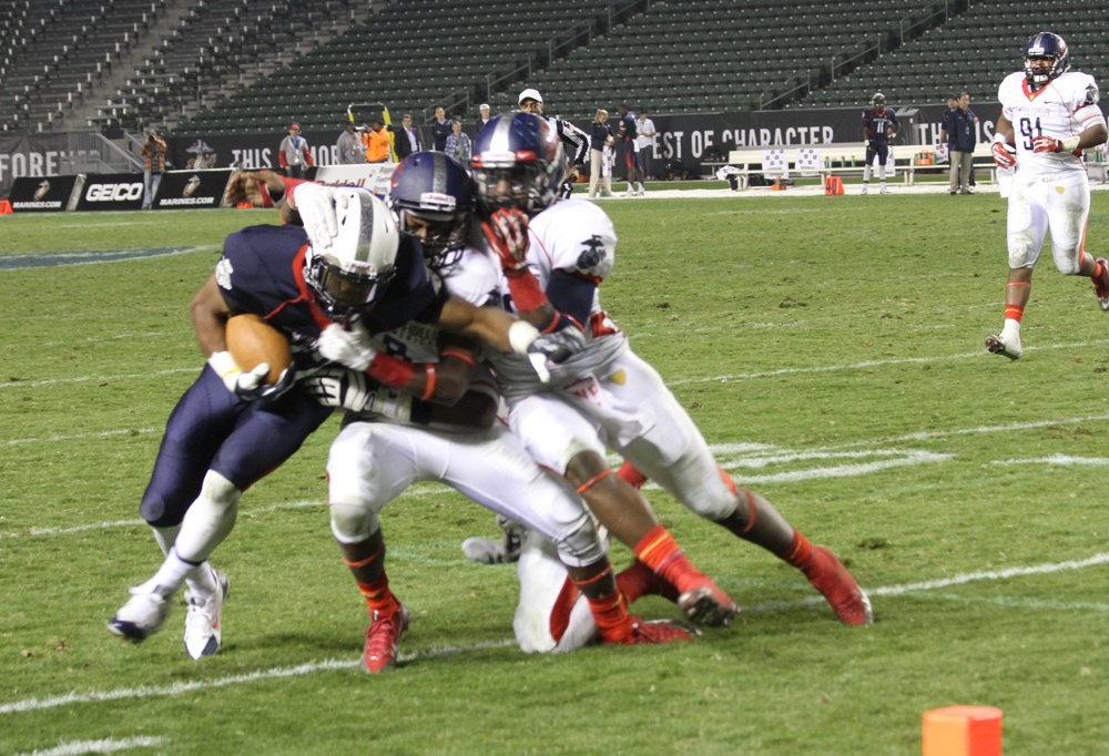 West Team Defeats East in Semper Fidelis All-American Bowl