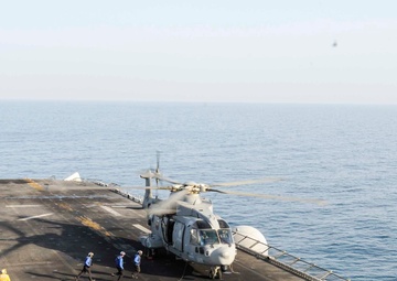 Italian Navy/Marine interaction