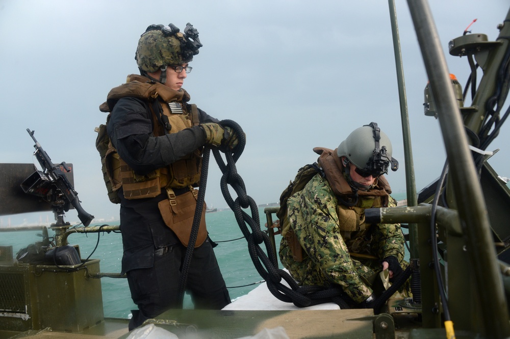 Riverine command boat training