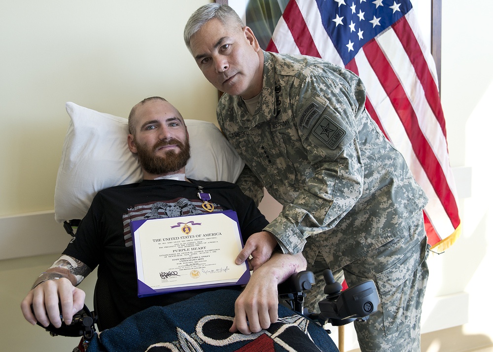 Vice chief awards Purple Heart