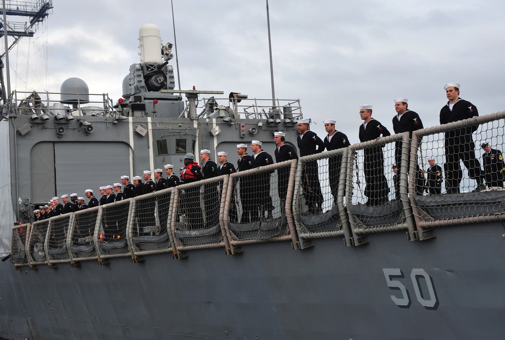 USS Taylor deploys