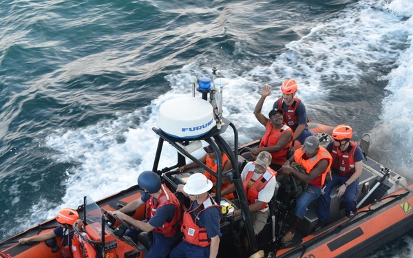 Coast Guard rescues fishermen adrift at sea for 14 days