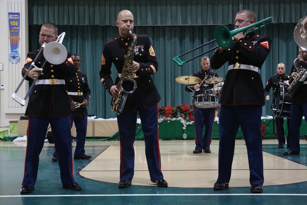 Bolden Elementary Christmas Caroling