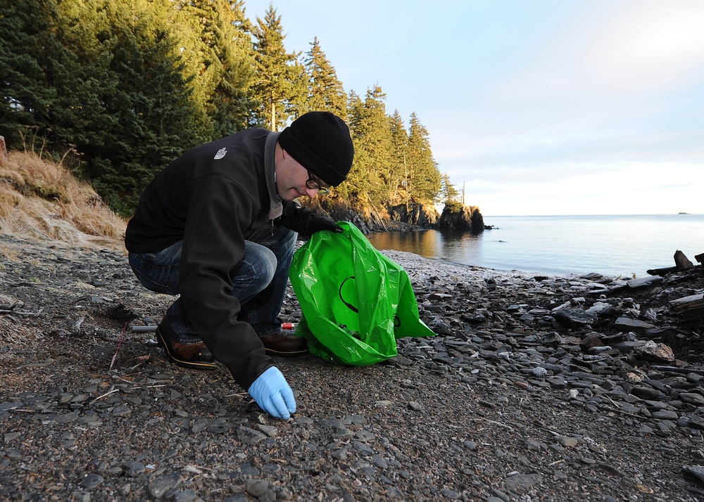 ANT Kodiak, Alaska, participates in cleanup efforts of local park