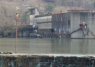 Retired lock operator recalls rich history of navigation at Hales Bar