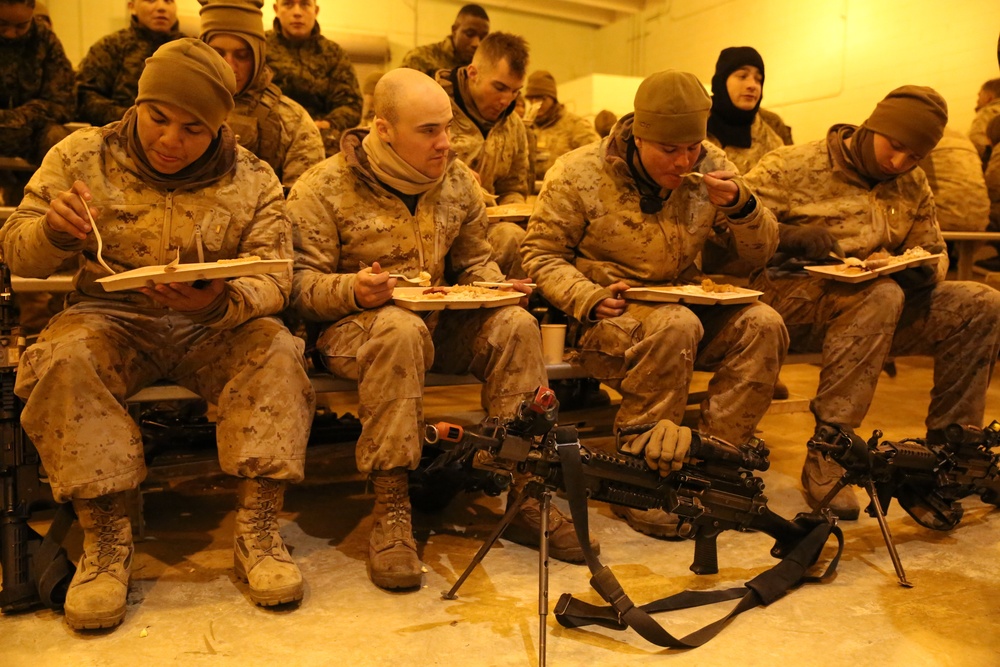 Hot chow raises morale at MOUT Town