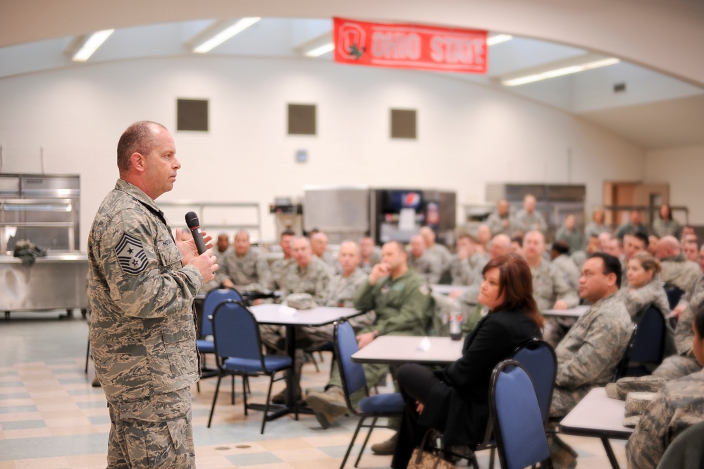 Command Chief of the Air National Guard Visits 180th Fighter Wing