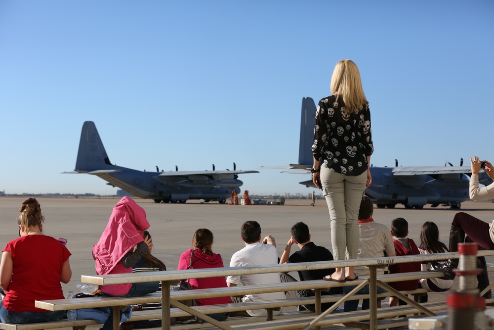 VMGR-352 takes off for deployment