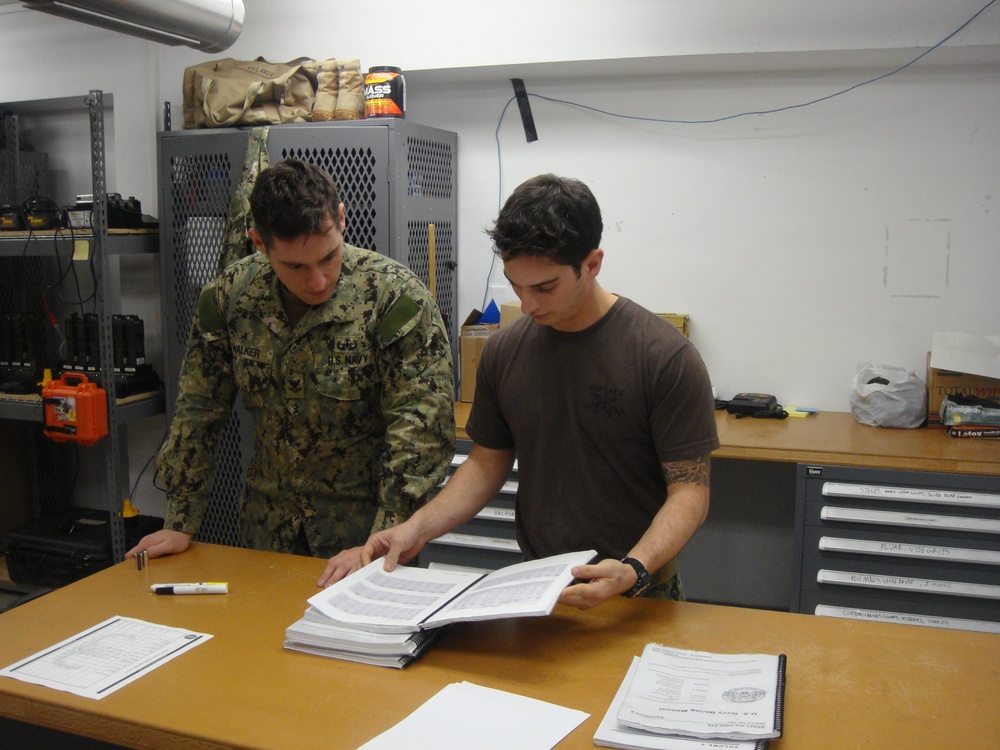 Dive supervisor study session