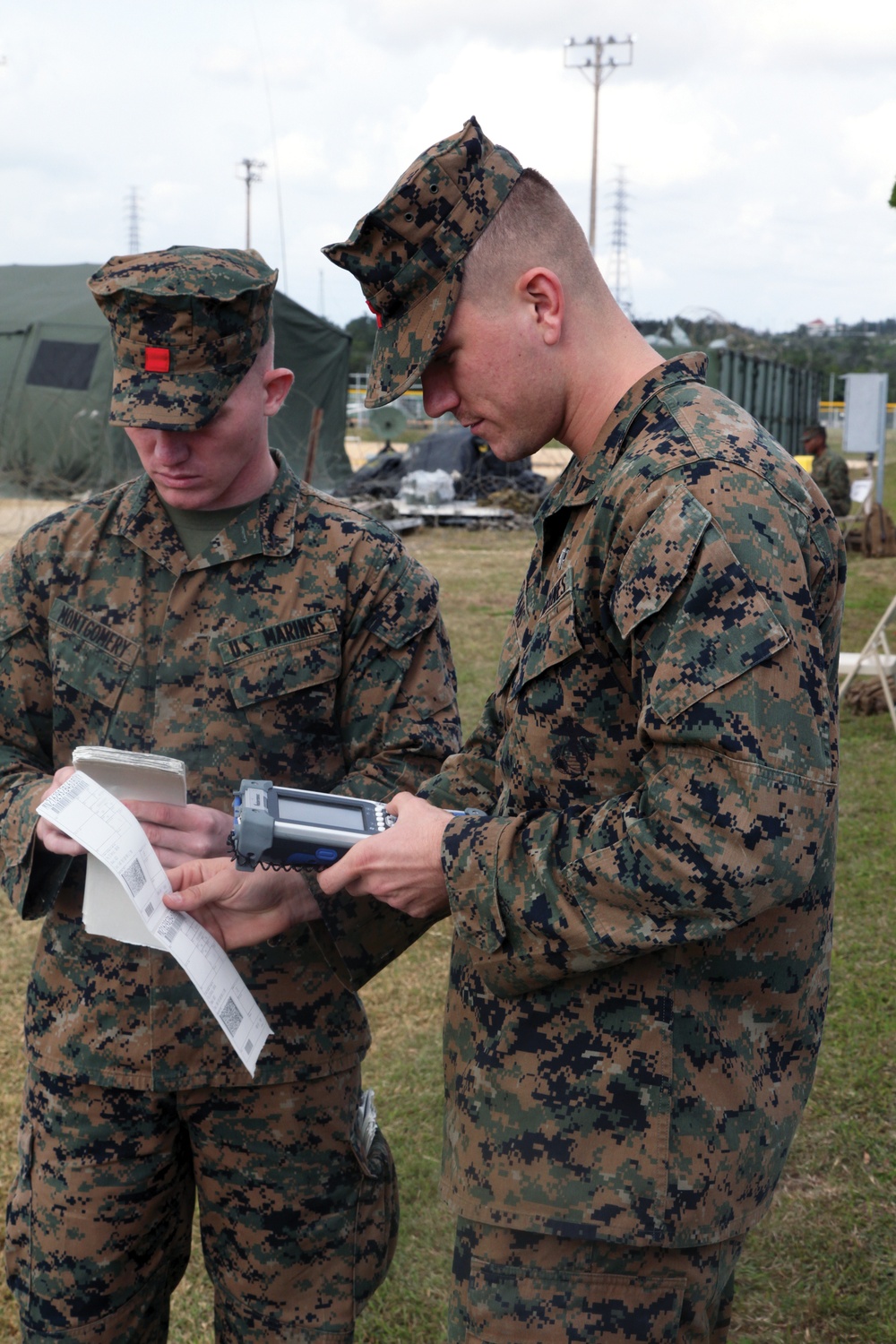 Logistics Marines establish command operations center on Courtney