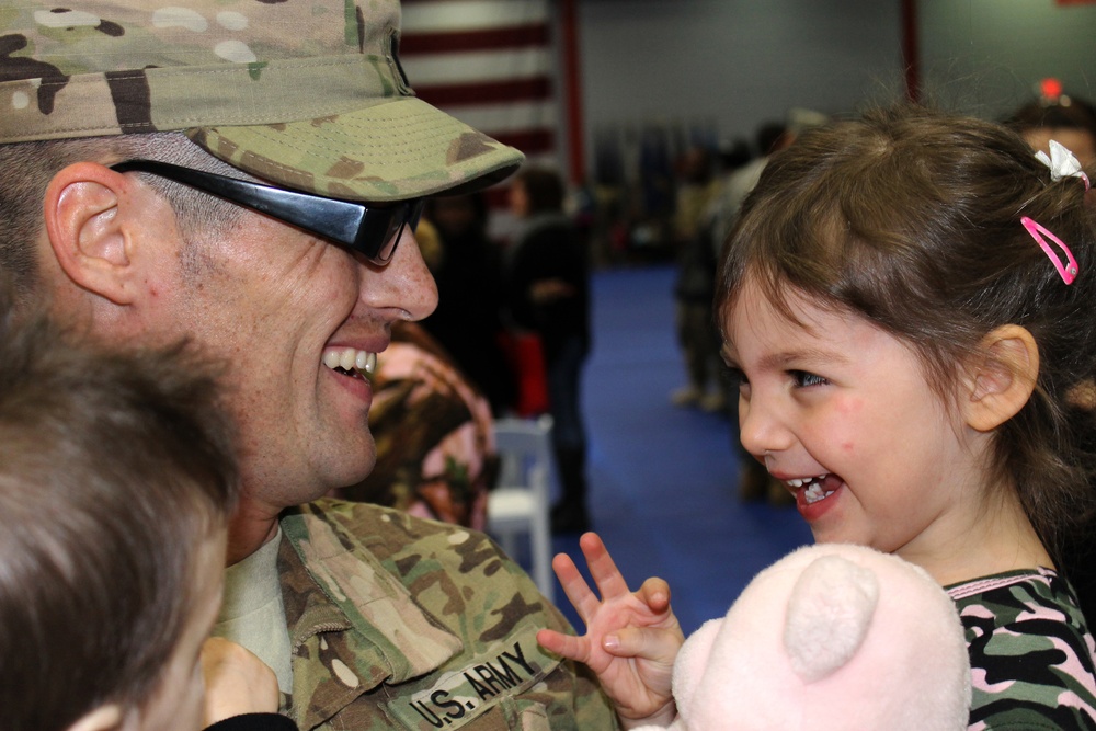 Big Red One soldiers return from nine-month deployment to Afghanistan