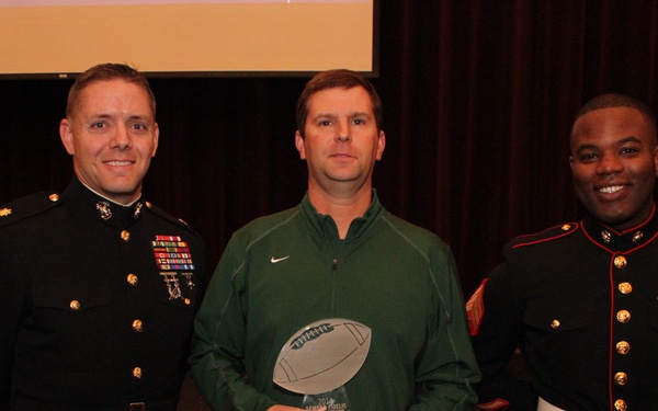 San Antonio High School football coach receives Semper Fi Coach Award