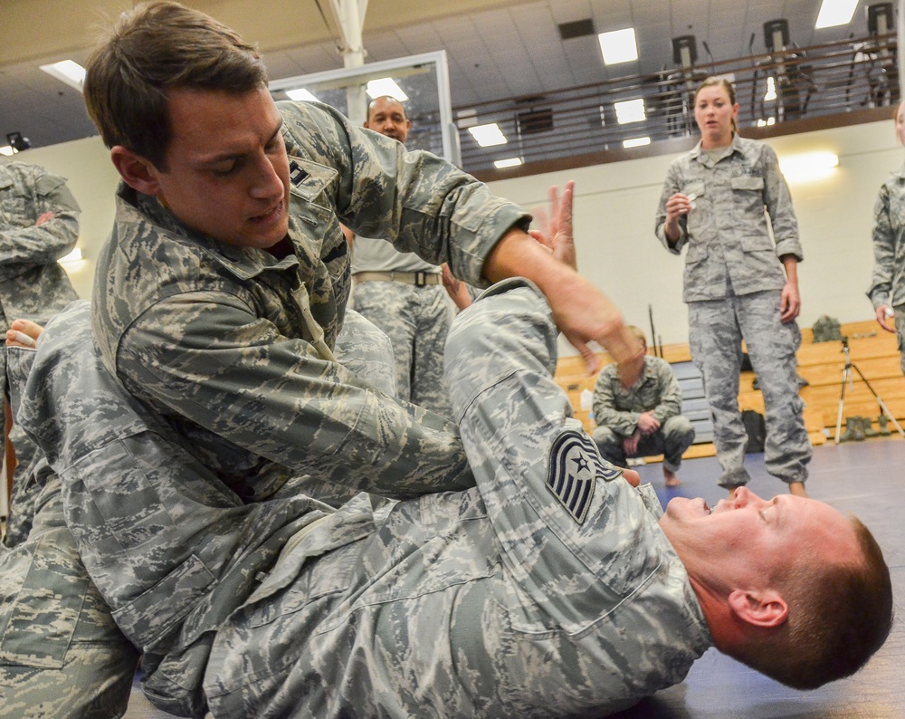 AFSOUTH airmen and soldiers aim for the TKO