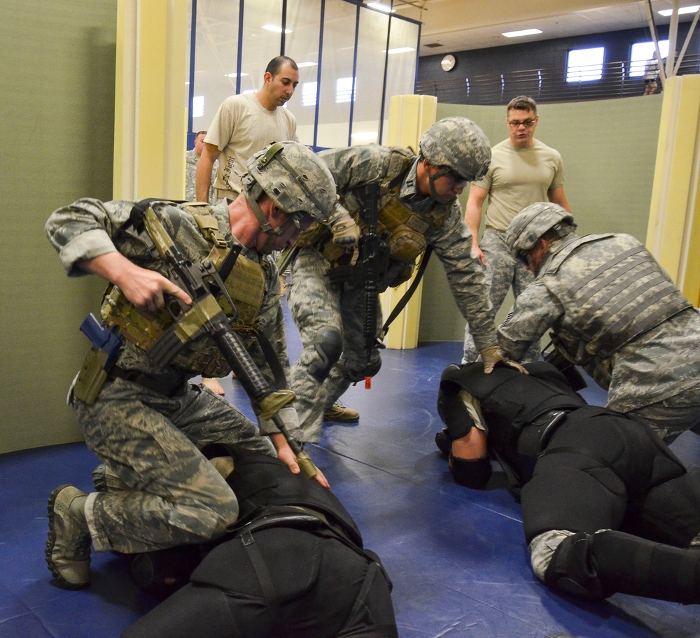 AFSOUTH airmen and soldiers aim for the TKO