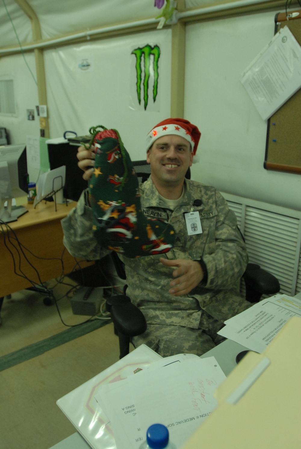 Soldiers with 371st Sus. Bde. receive Christmas joy in Kuwait