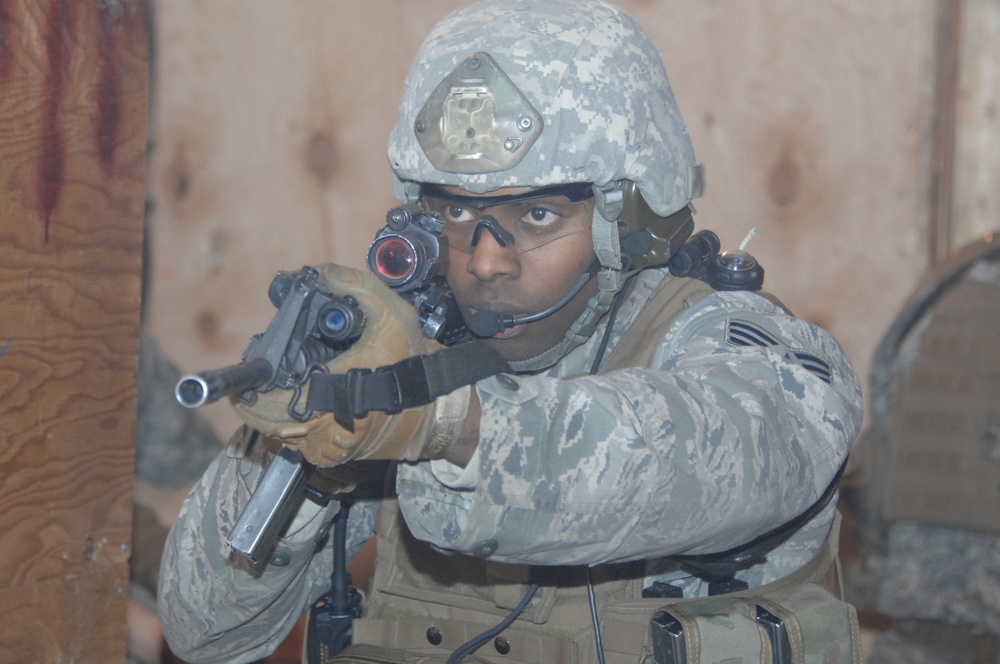 SEAC visits airmen at Minot AFB