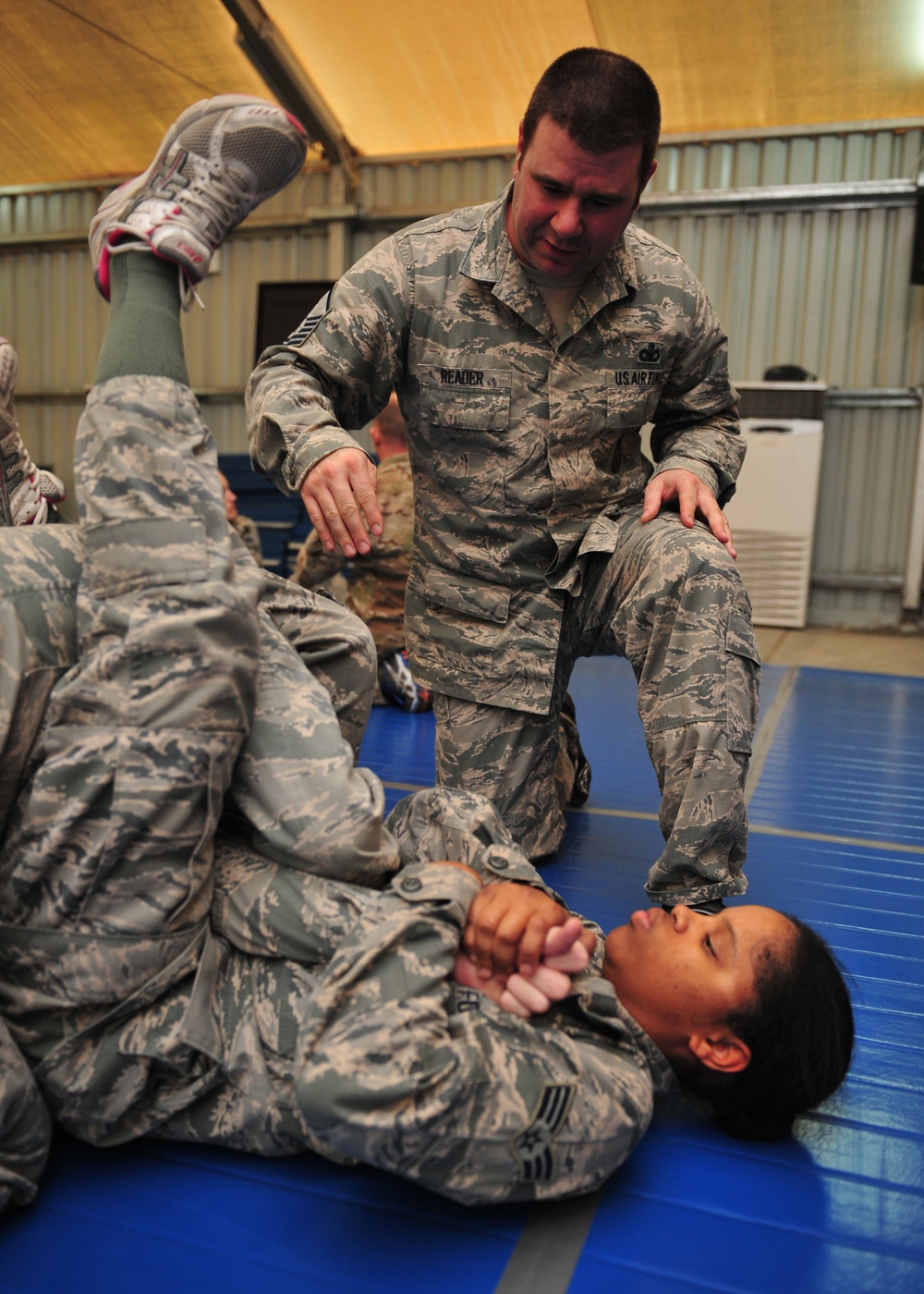 Air Force combatives teaches self-defense