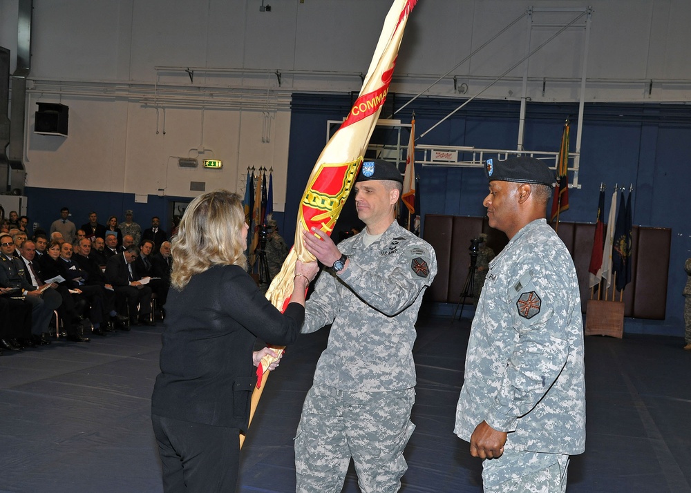 Col. Robert L. Menist assumes command of USAG Vicenza