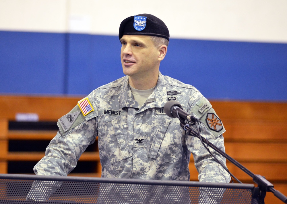 Col. Robert L. Menist assumes command of USAG Vicenza