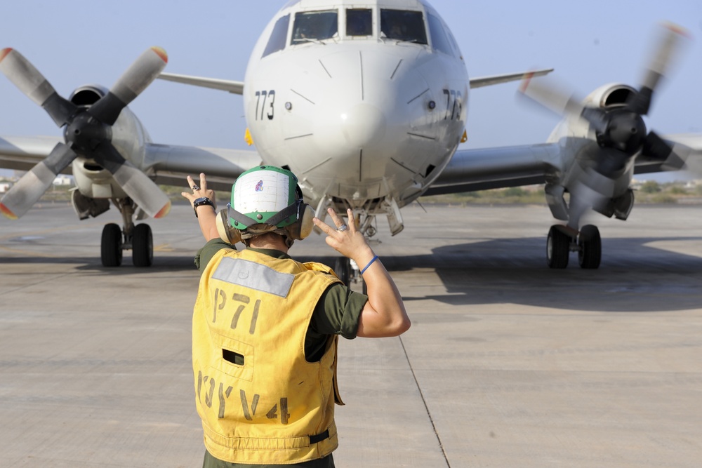 From Hawaii to Djibouti, P-3C unit helps counter violent extremist organizations