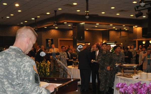 Yongsan celebrates past, welcomes new year
