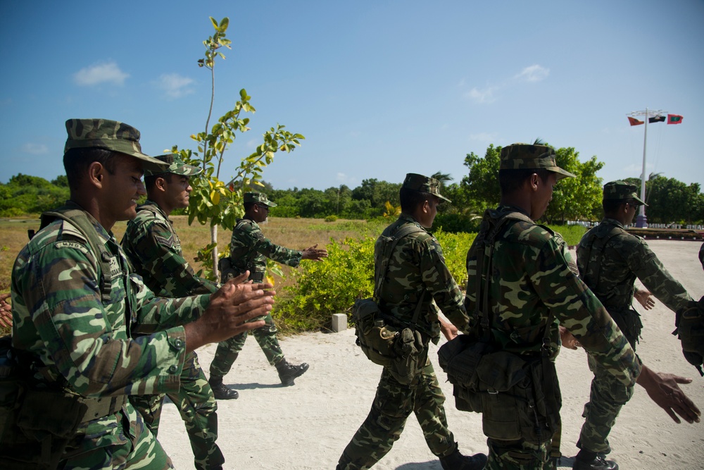 U.S. and Maldivian Marines prepare for squad competitions