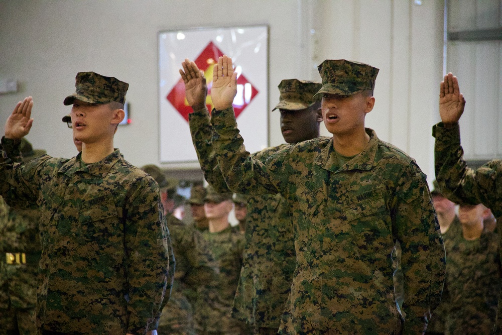 South Florida Marine earns citizenship at boot camp