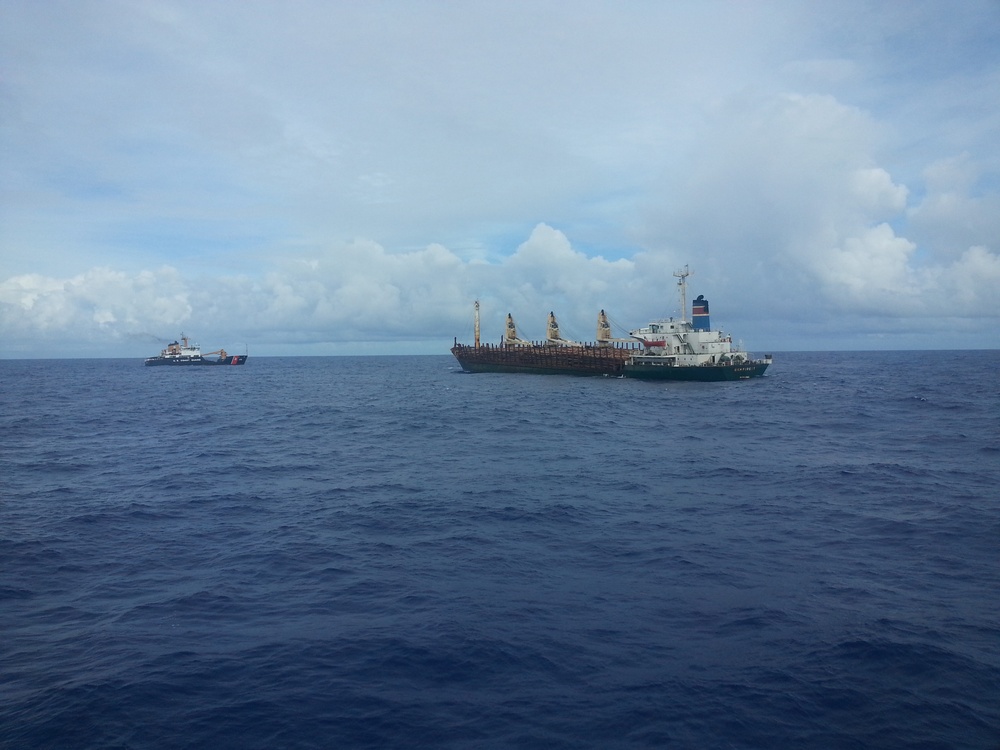 Crew of sinking 500-foot ship rescued in Pacific