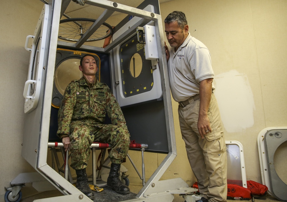 Japanese soldiers receive water survival training