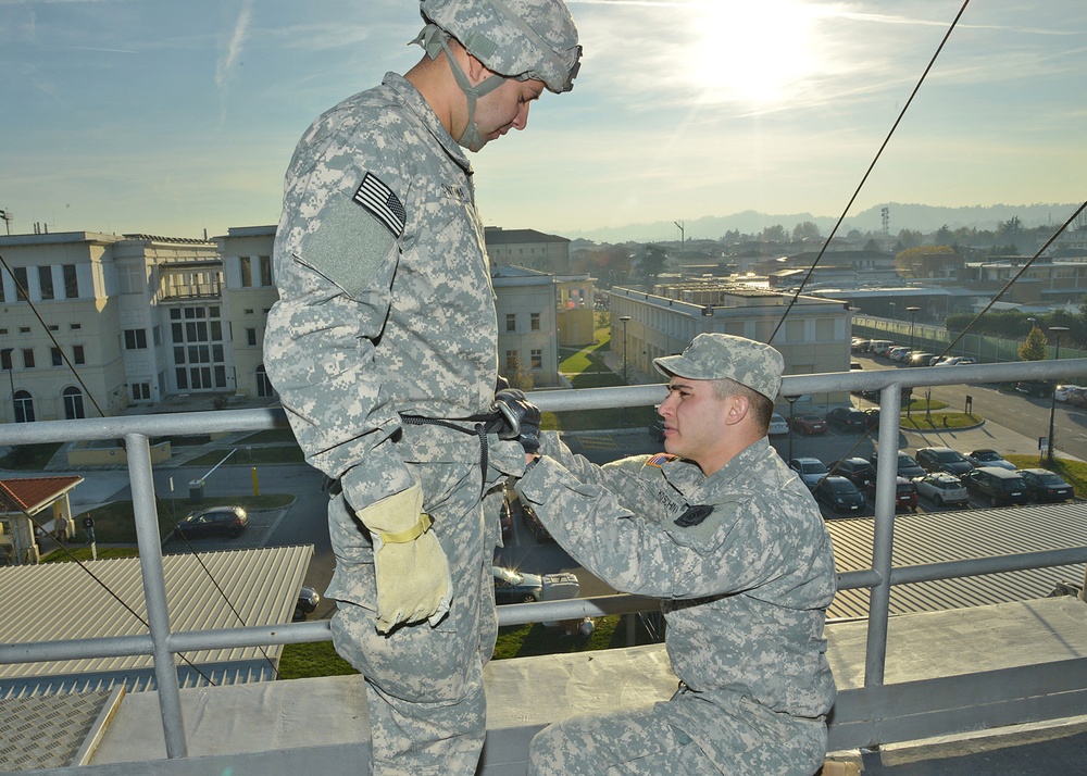 Refresh rappel training, Dec. 4, 2013