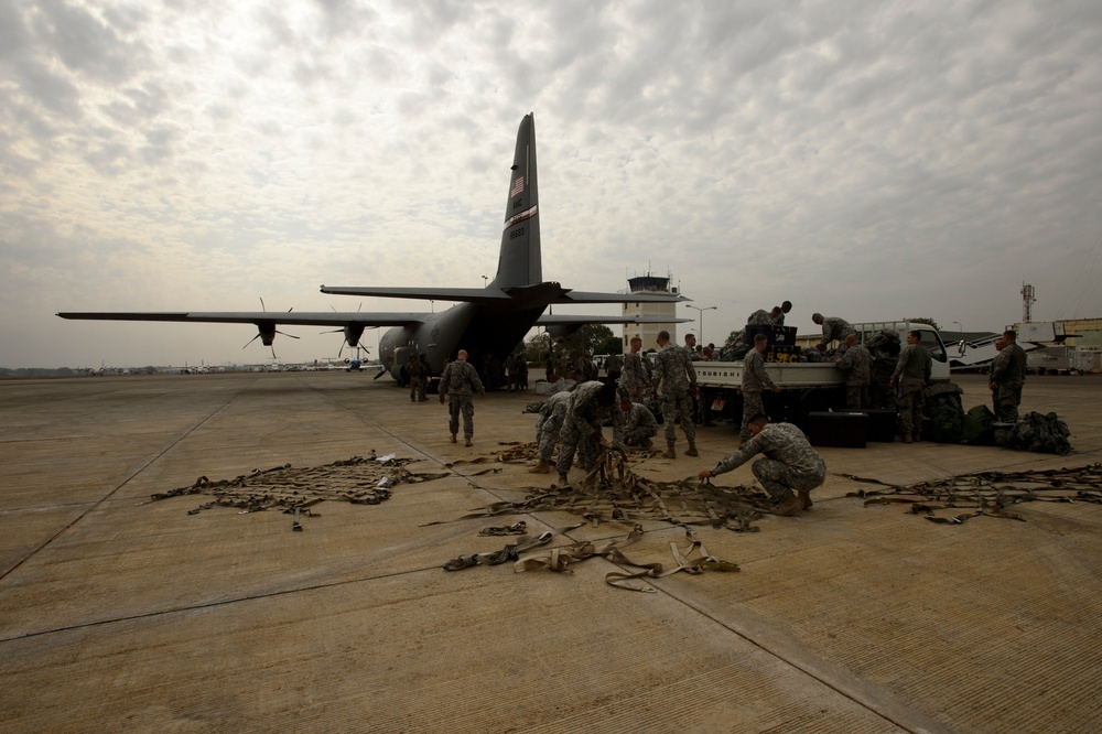 US soldiers support South Sudan Embassy