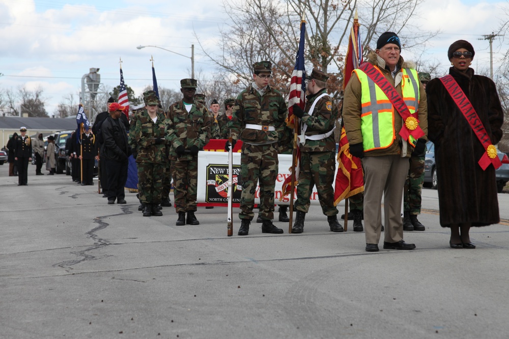 New Bern remembers Dr. King's legacy, gathers for parade