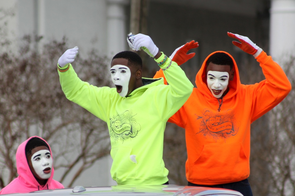 New Bern remembers Dr. King's legacy, gathers for parade