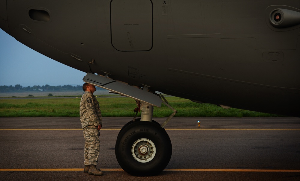 DVIDS Images Landing gear inspection [Image 2 of 2]