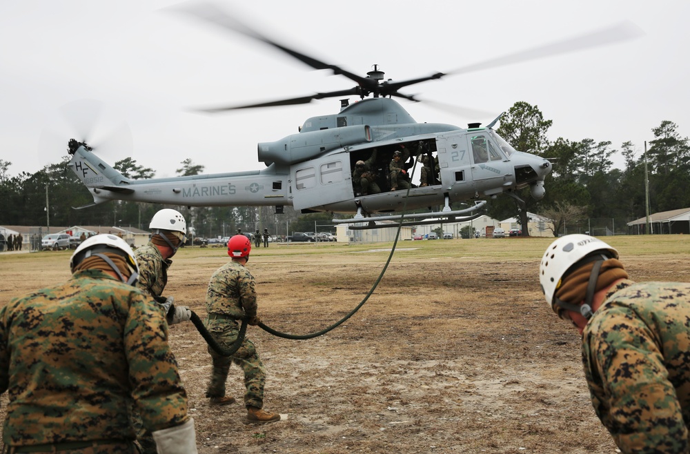 HRST Instructors set example and lead Marines by ropes