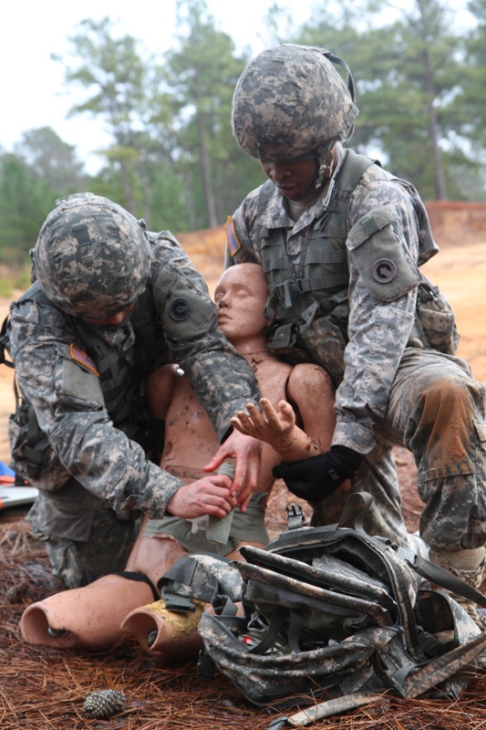 Soldiers receive Dragon First Responder training at Fort Bragg