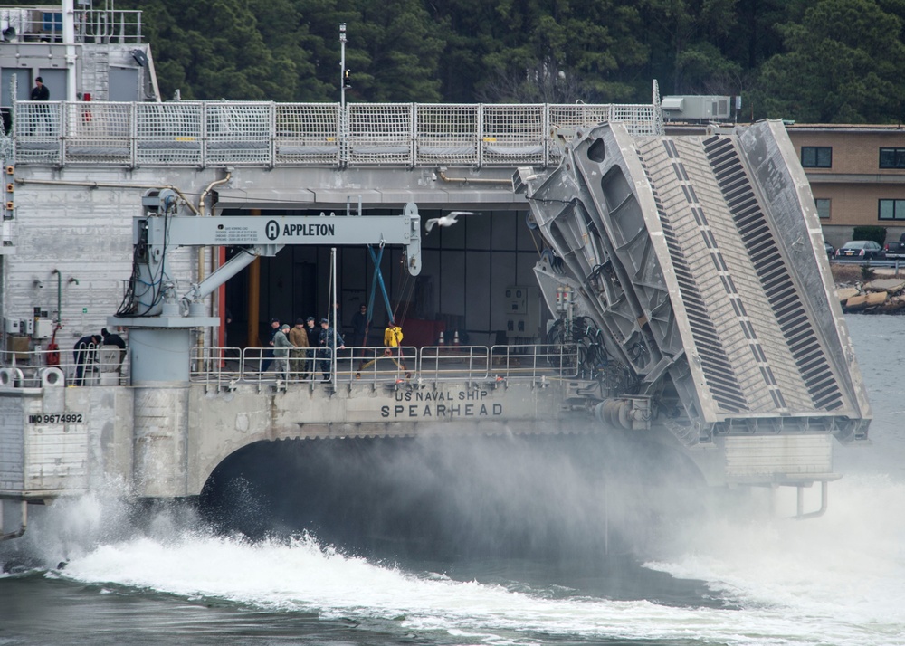 USNS Spearhead