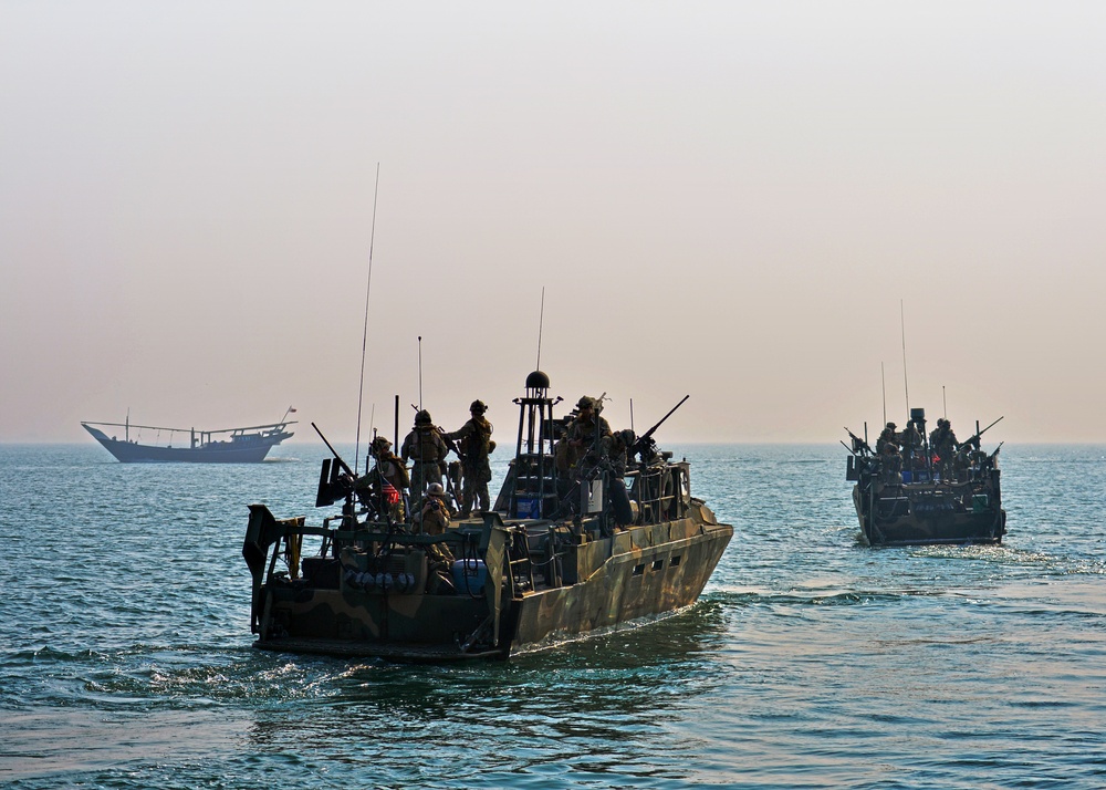 Riverine command boat training