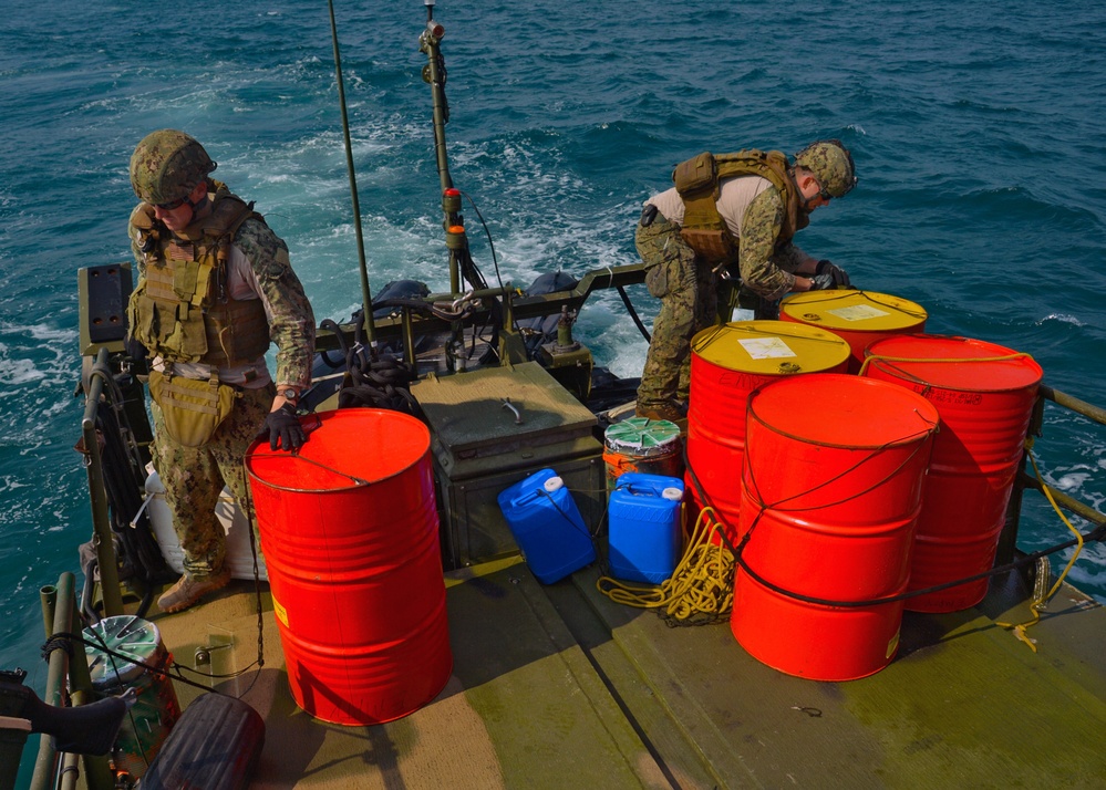 Riverine command boat training