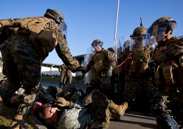 2/5 Marines conduct non lethal training