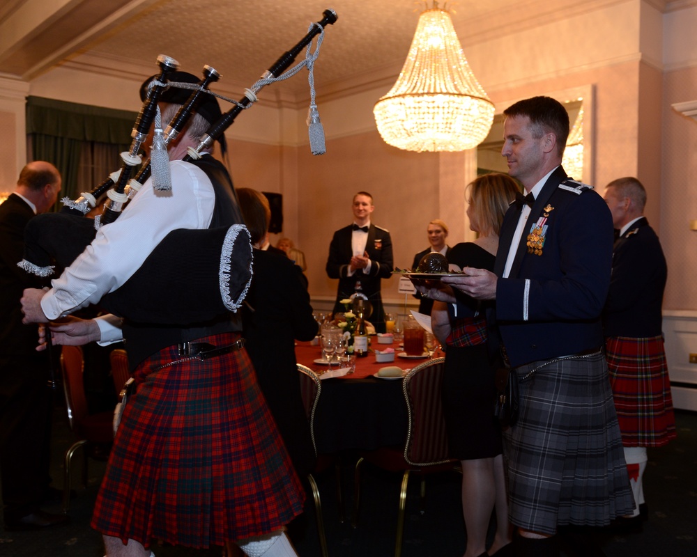 10 traditions of Burns Night