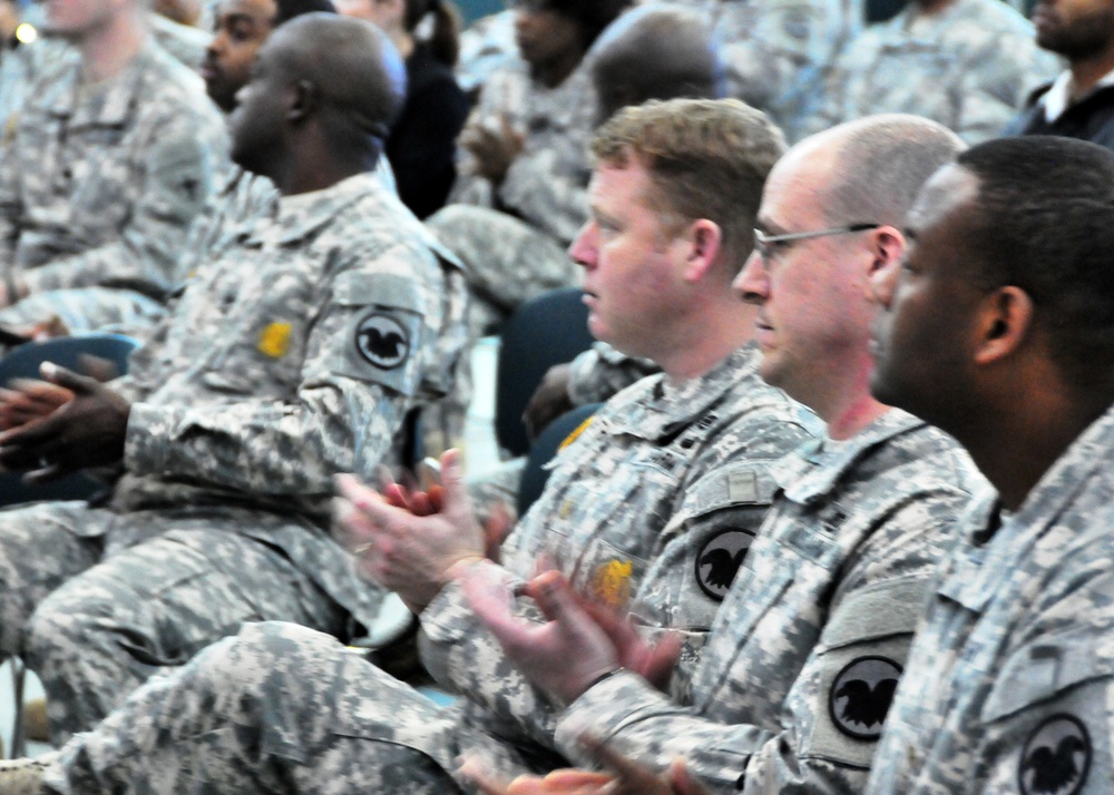 'The Meeting' soldiers applaud