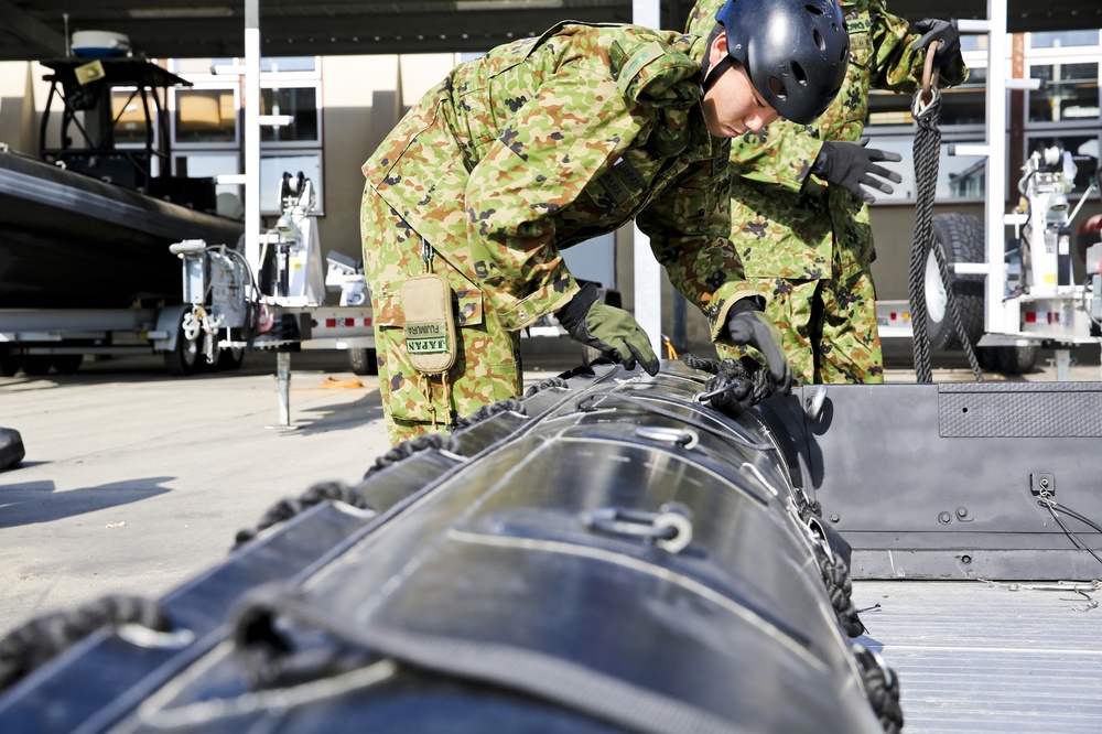 Marines conduct boat navigation training with JGSDF for Exercise Iron Fist 2014