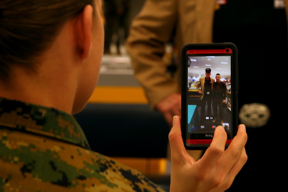 R. Lee Ermey visits Combat Center